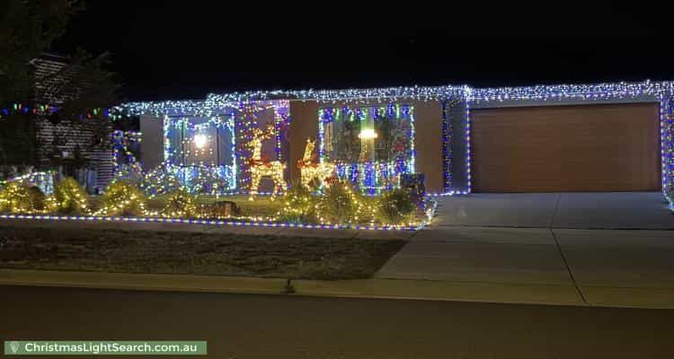 Christmas Light display at 12 Crackajack Way, Moncrieff