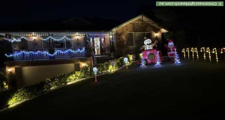 Christmas Light display at  Mountain View Avenue, Glen Alpine