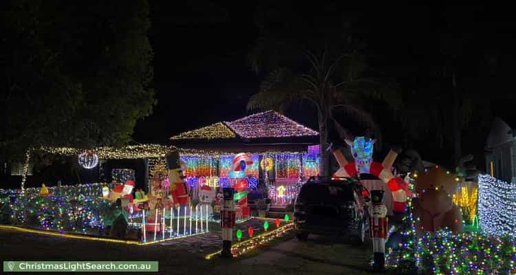 Christmas Light display at 8 Lincoln Drive, Cambridge Park