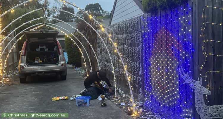 Christmas Light display at 9 Croydondale Drive, Mooroolbark