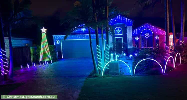 Christmas Light display at 10 Sugargum Court, Molendinar