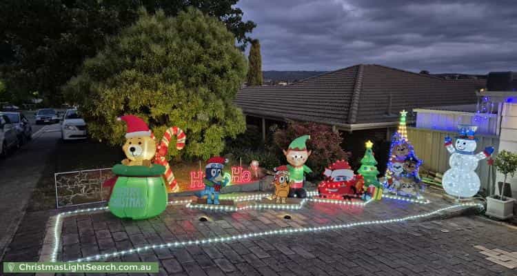 Christmas Light display at 6 Bechervaise Court, Greenwith