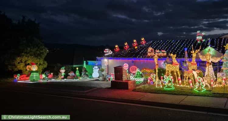 Christmas Light display at 6 Bechervaise Court, Greenwith