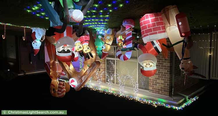 Christmas Light display at 73 Hindmarsh Street, Cranebrook