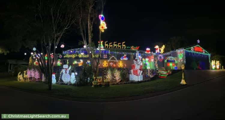 Christmas Light display at 10 Longreef Court, Albany Creek