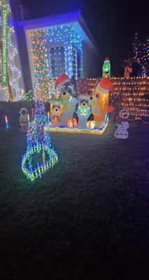 Christmas Light display at 20 Shenstone Place, Montrose