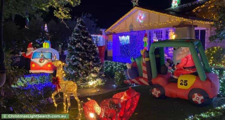 Christmas Light display at  Ninth Avenue, Saint Peters