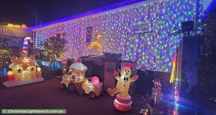 Christmas Light display at 20 Shenstone Place, Montrose