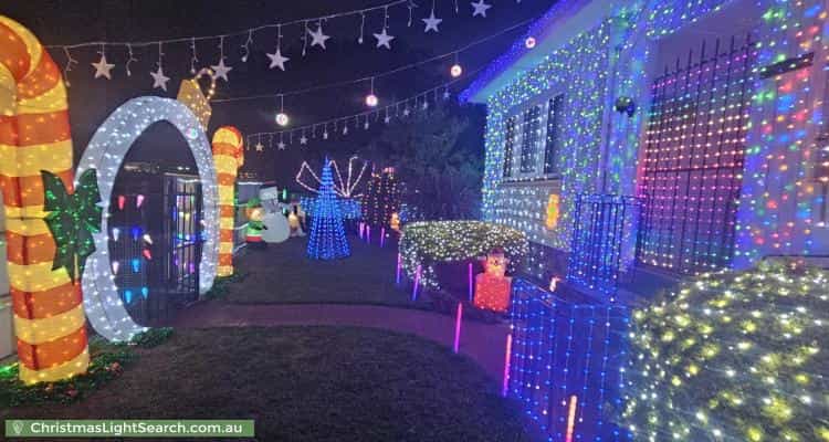 Christmas Light display at 20 Shenstone Place, Montrose