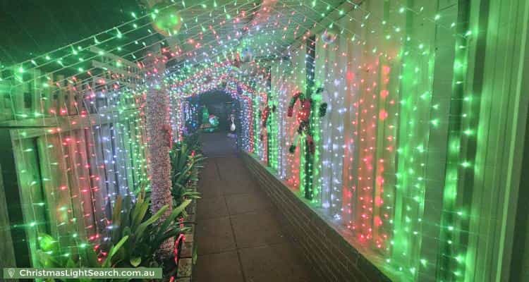 Christmas Light display at 20 Shenstone Place, Montrose