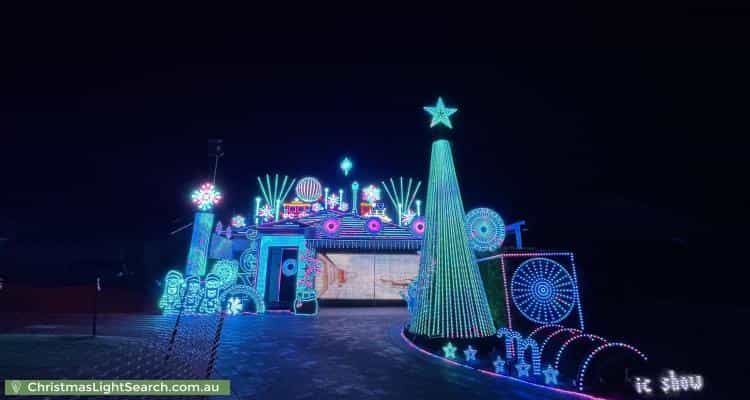 Christmas Light display at 31A Wem Mews, High Wycombe