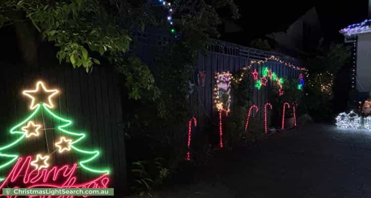 Christmas Light display at 42 Hodder Street, Brighton East