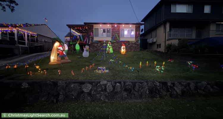 Christmas Light display at  Tait Avenue, Kanahooka
