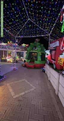 Christmas Light display at 18 McNairn Cross, Leda