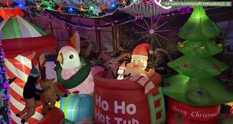 Christmas Light display at 15 Oakover Turn, Greenfields