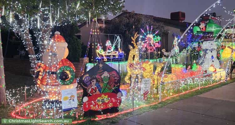 Christmas Light display at 9 Palmer Crescent, High Wycombe