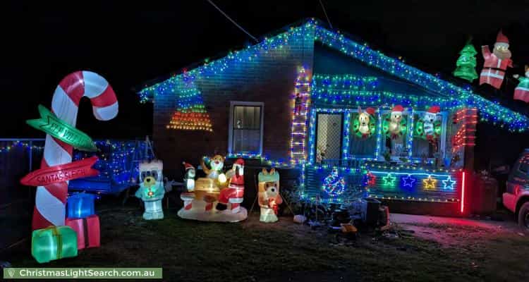 Christmas Light display at 37 Luzon Avenue, Lethbridge Park