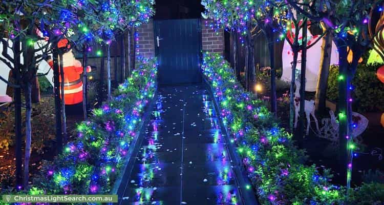 Christmas Light display at 2 Collegian Avenue, Strathmore