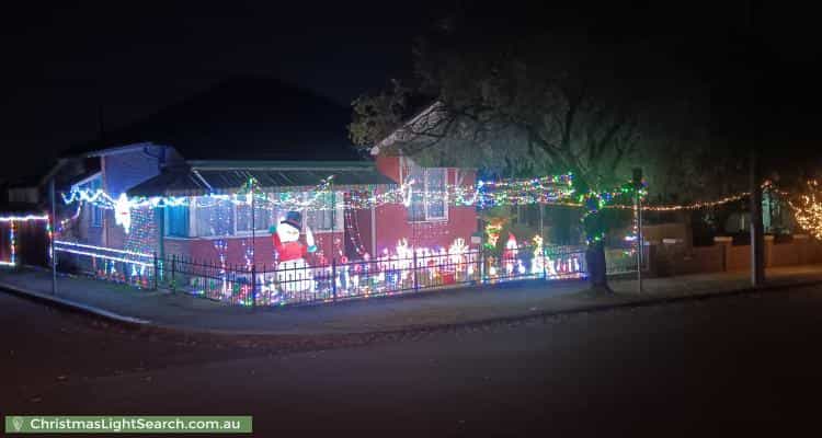 Christmas Light display at 16 Anglo Square, Carlton