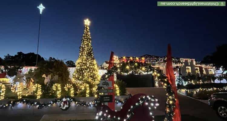 Christmas Light display at 7 Lightwood Avenue, Seymour