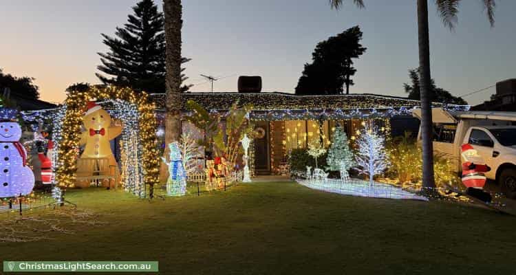 Christmas Light display at 19 Conway Grove, Heathridge
