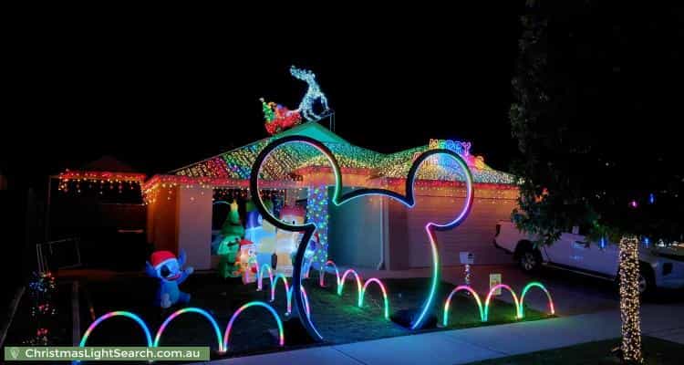Christmas Light display at 7 Aleaha Brace, Aveley