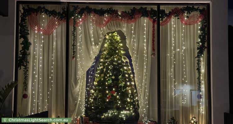 Christmas Light display at 137 Smith Street, Thornbury