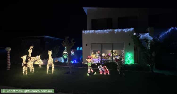 Christmas Light display at 6 Arney Close, Taylor