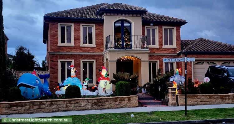 Christmas Light display at 4 Settlers Way, Cairnlea