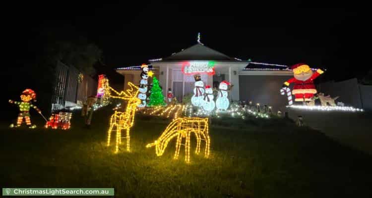 Christmas Light display at 119 Barracks Road, Highbury