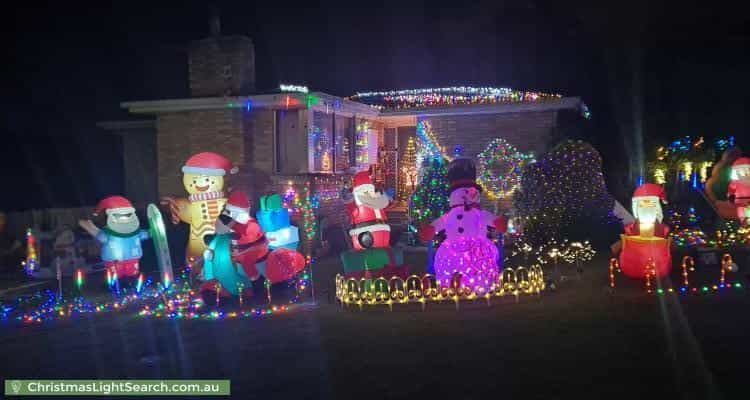 Christmas Light display at 4 Dromana Court, Ravenswood