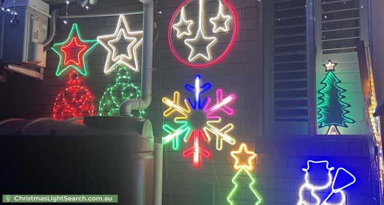 Christmas Light display at 49 Wrench Street, Cambridge Park