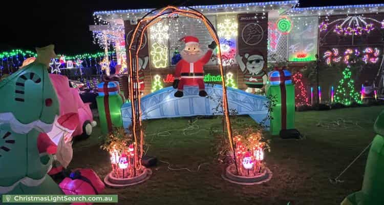 Christmas Light display at 49 Wrench Street, Cambridge Park