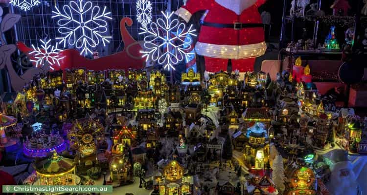 Christmas Light display at 1 Carnarvon Parade, West Croydon