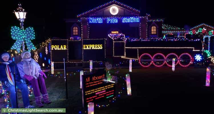 Christmas Light display at 166 Waradgery Drive, Rowville