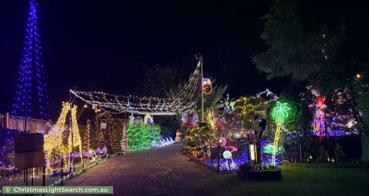 Christmas Light display at 15 Paluna Place, Forest Lake
