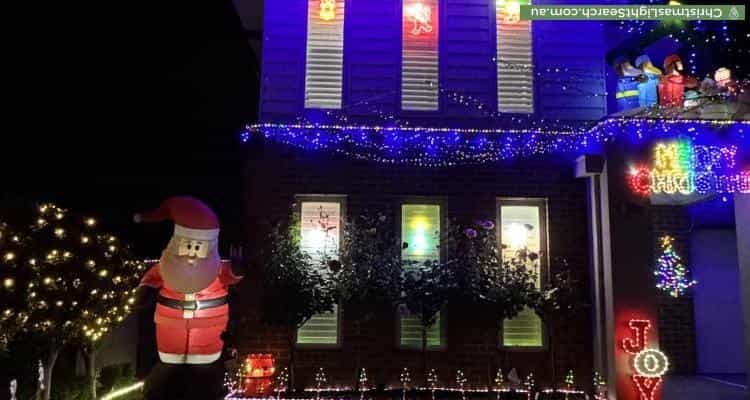 Christmas Light display at 18 Hood Place, Pakenham