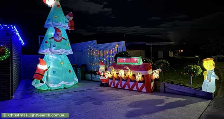 Christmas Light display at 18 Hood Place, Pakenham