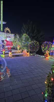 Christmas Light display at 10 Jenkyn Circle, Landsdale