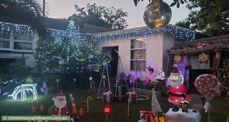 Christmas Light display at 1 Dumaurier Street, Chermside