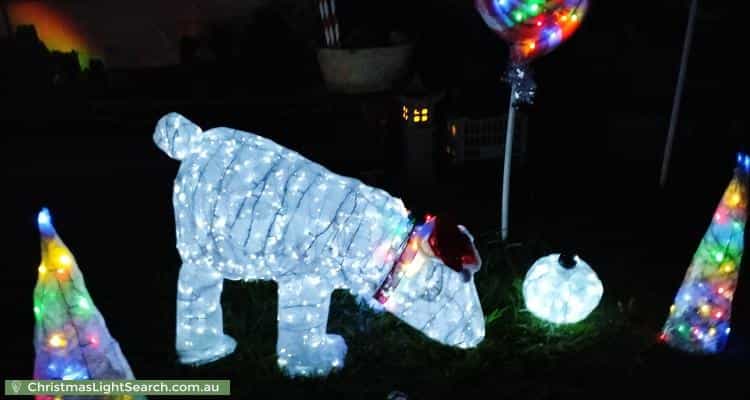 Christmas Light display at 1 Dumaurier Street, Chermside
