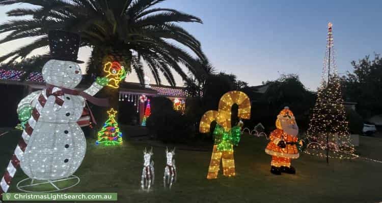 Christmas Light display at 26 Rossetti Court, North Lake
