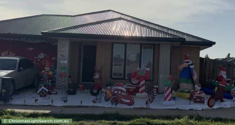 Christmas Light display at 12 Pigdon Street, Weir Views
