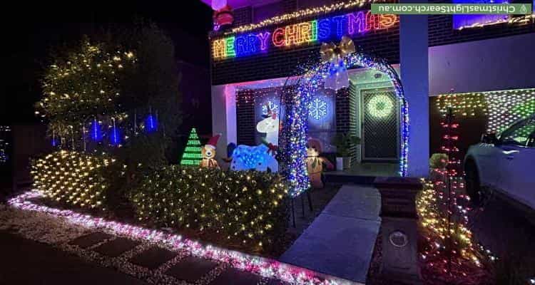 Christmas Light display at 15 Jardine Way, Jordan Springs
