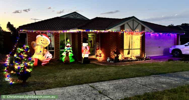 Christmas Light display at 15 Pembury Court, Narre Warren South