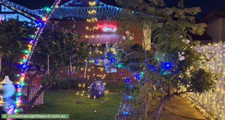 Christmas Light display at 13 Bolton Avenue, Devon Park
