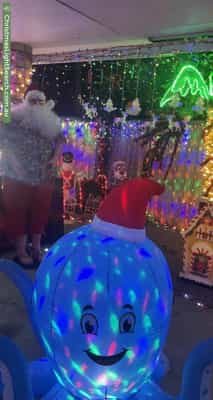 Christmas Light display at 6 Perren Place, East Cannington