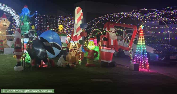 Christmas Light display at 8 Yaltara Drive, Wyndham Vale