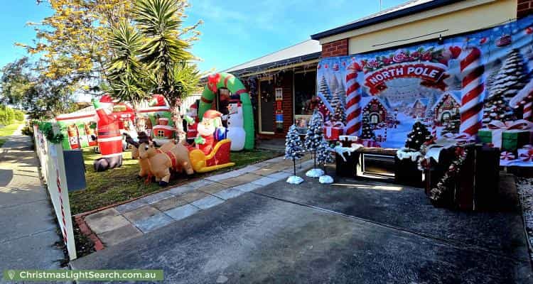 Christmas Light display at 8 Elliot Court, Whittington