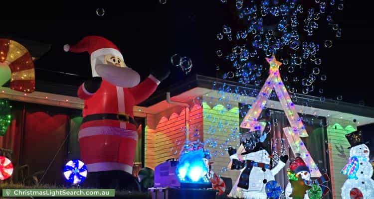 Christmas Light display at 21 Burke Parade, Hewett